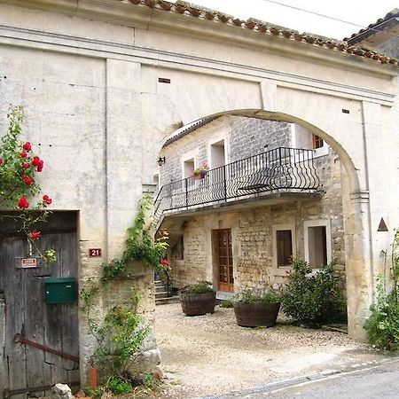 Bed and Breakfast La Cour Des Cloches Mainxe Номер фото