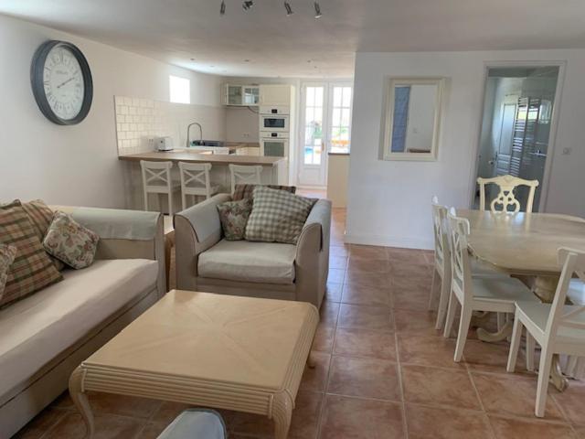 Bed and Breakfast La Cour Des Cloches Mainxe Экстерьер фото